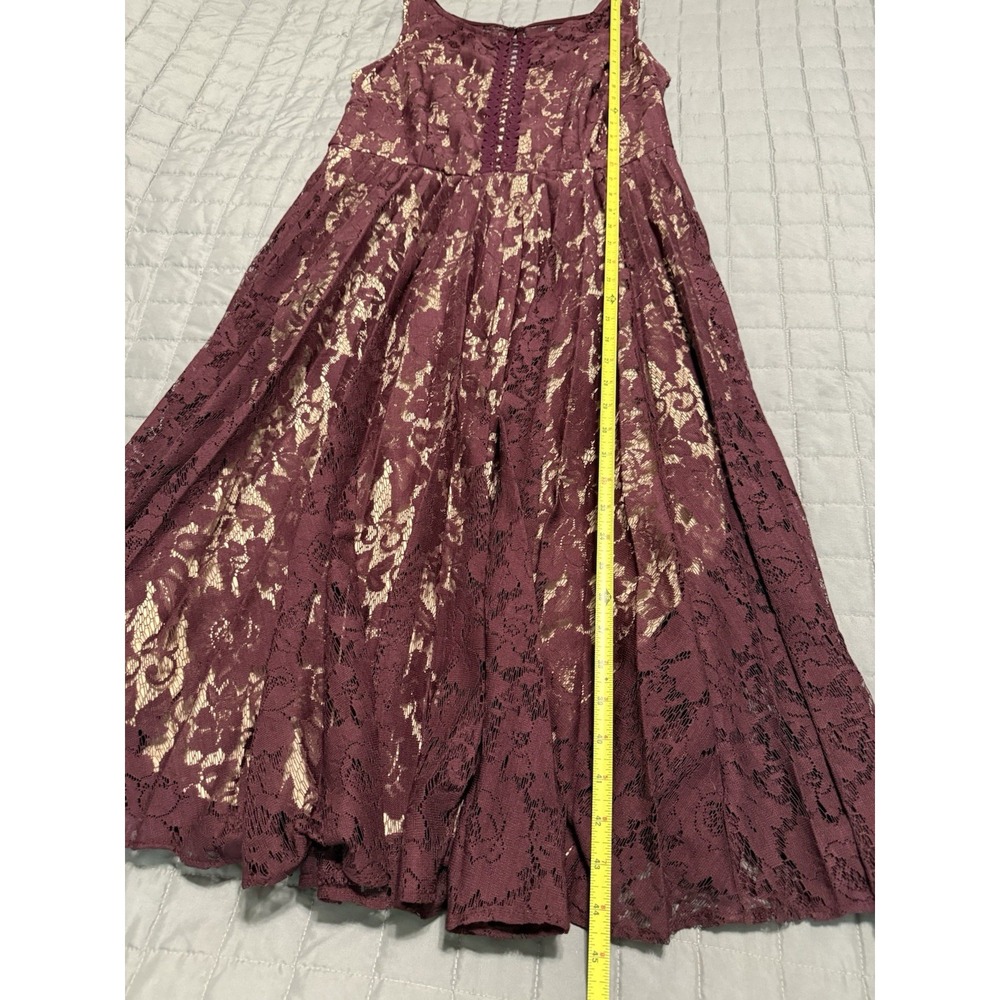 Lane Bryant Sleeveless Maroon Lace Overlay Nude Lining Dress Size 12 Cottagecore - Picture 6 of 7